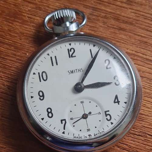 Vintage metal gents smiths - vintage,