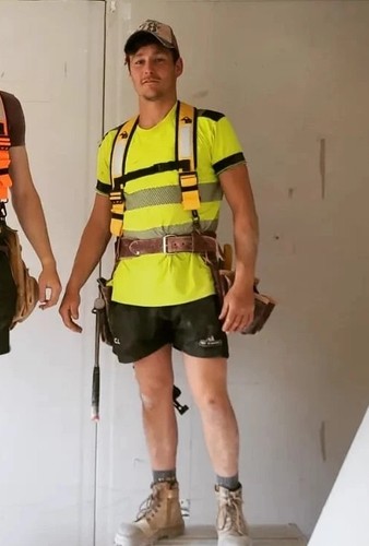 Tool belt braces - , suspenders