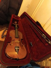 Stentor Violin With Case And