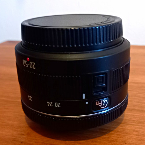 Samsung 50mm zoom lens - 20-50mm,