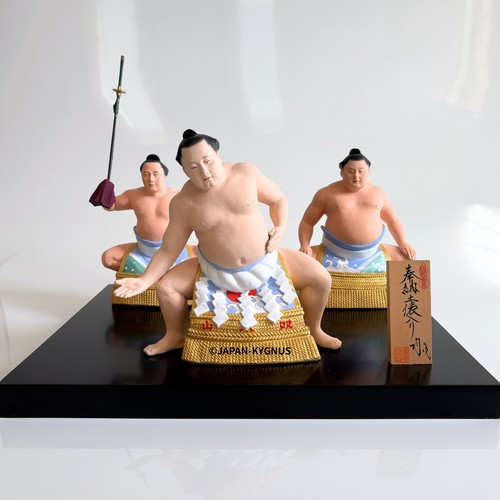 Sumo japanese doll - [1, of