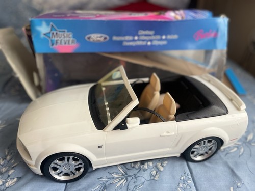 Barbie rare white mustang - rare,