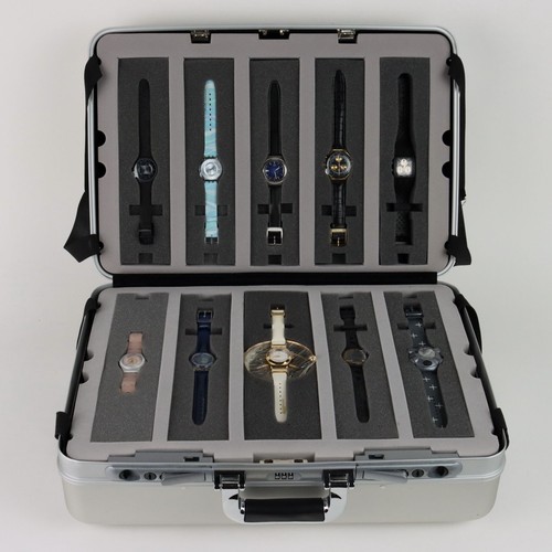 Swatch 007 james - swatch, case