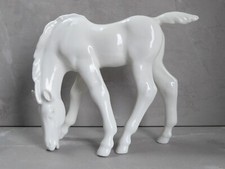 VINTAGE LOMONOSOV PORCELAIN FIGURINE GRAZING WHITE HORSE 20CM TALL USSR