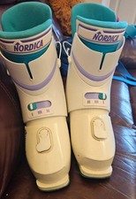 Vintage Nordica N757 Ski Boots