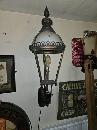 Vintage old gas - light, ✨️