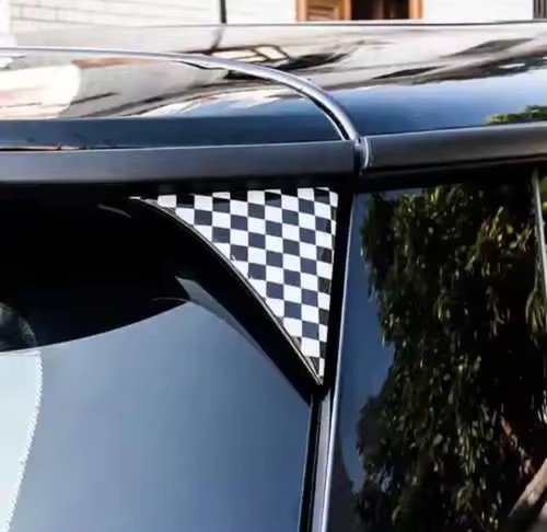 Rear window side corner trim - corner,