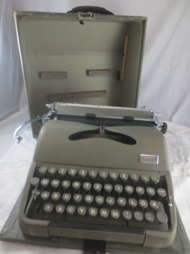 Travel typewriter mechanism - travel,
