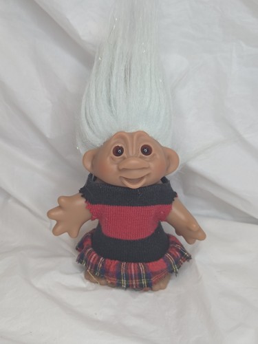 2005 dam troll mint - dam,