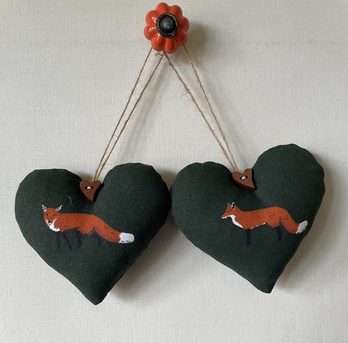 Pair heart hangers in - pair,