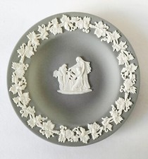 Wedgwood Grey Jasperware Pin