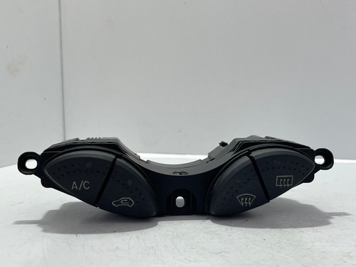 2004 ford focus heated - ford,