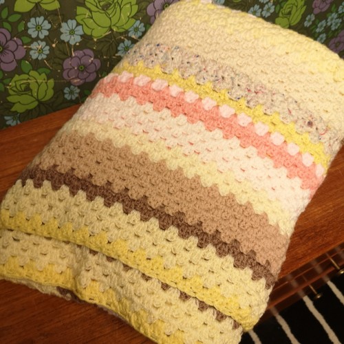 Single bed rectangle knitted - single,