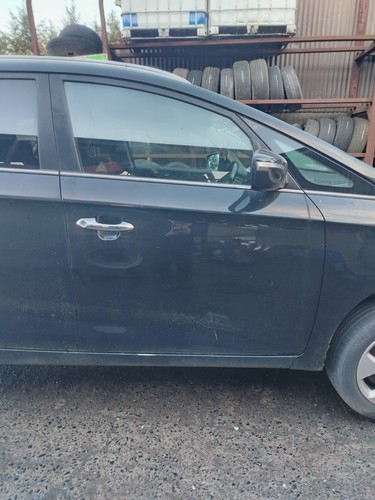 2013 kia carnes pair - kia,