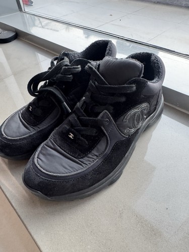 Black and white chanel - black,