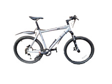 TREK 6500 SERIES 10 MOUNTAIN BIKE - SILVER, SUPERB , VERY SMALL AMOUNT ROAD USE
