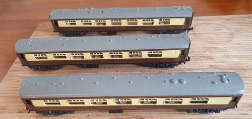 Trix twin pullman carriages - 3,