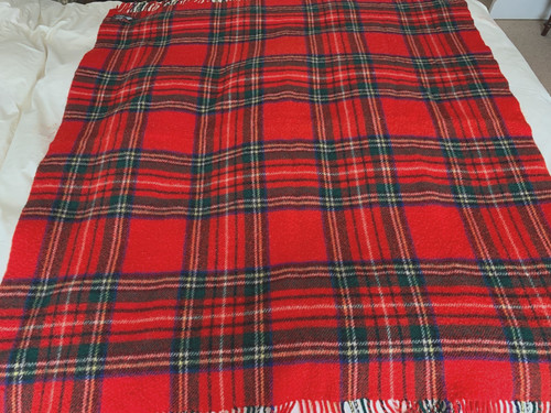 Edinburgh woolen mill red - woolen,