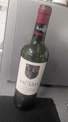 Château picard wine - picard, bottle