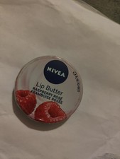 Nivea Lip Butter RASPBERRY