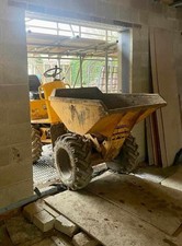 Dumper hire / Mini digger hire