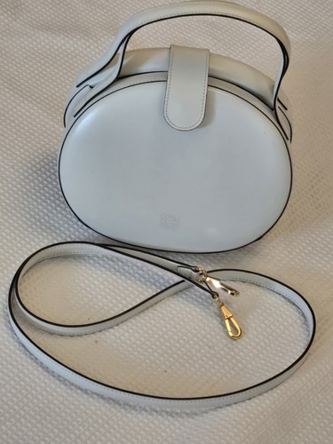 Rare vintage loewe white - rare,