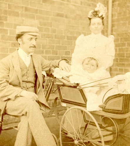 Cabinet card family - cabinet,