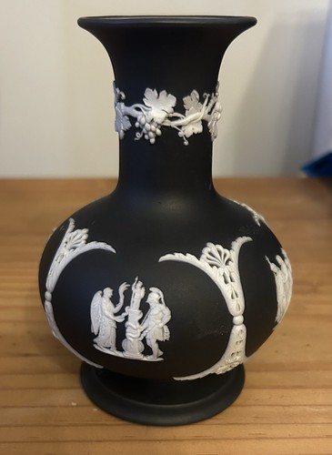 Antique wedgwood black dip - antique,