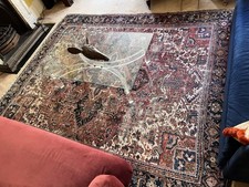 Large Antique Heriz rug, Good condition, 293cm long x 260cm wide 