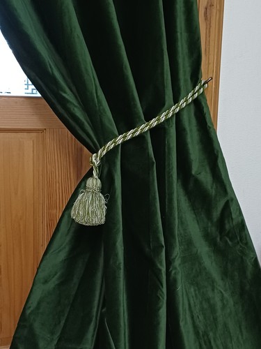 Bespoke velvet door - velvet,