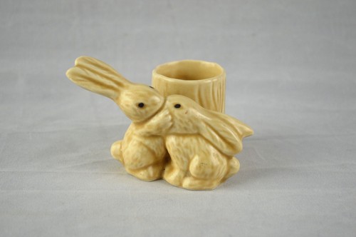Sylvac 1590 rabbits kissing - sylvac,