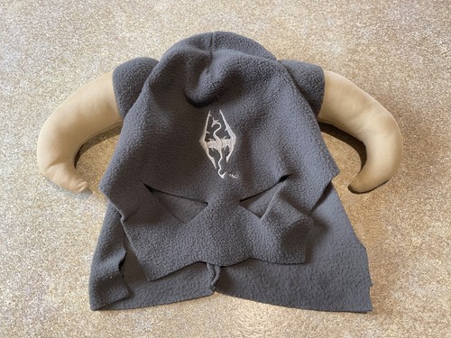 Elder scrolls skyrim promo - scrolls, v: