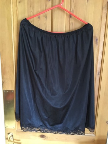Vintage berkertex black half - vintage,