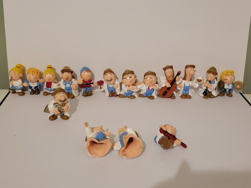 Vintage tetley figures - 16,