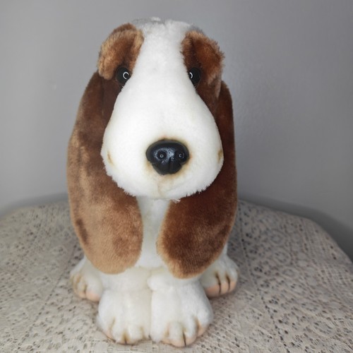 Vintage hush puppies - puppies, basset