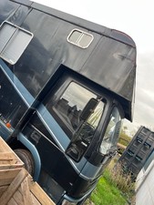 7.5 horsebox lorry