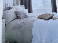 Next Poetry Floral Applique