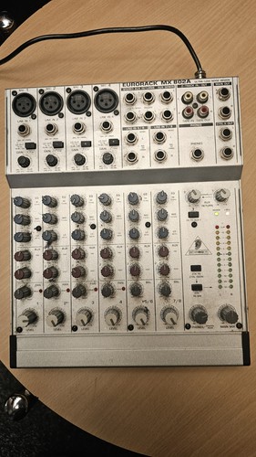 Behringer eurorack 802a - behringer,