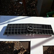 Vauxhall Astra Mk1/opel Kadett D Radiator Grille
