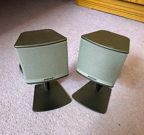 Bose compact satellite - bose, 2.0
