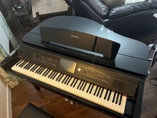 YAMAHA CLAVINOVA CVP-709GP