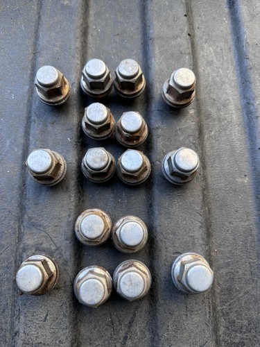 Lexus 450h wheel screws kit - rx,