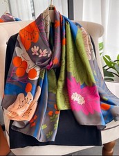 Ladies Vibrant Bright Arty