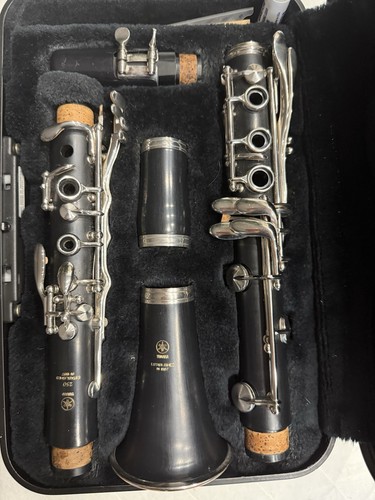 Yamaha 250 clarinet hard - 250, w/