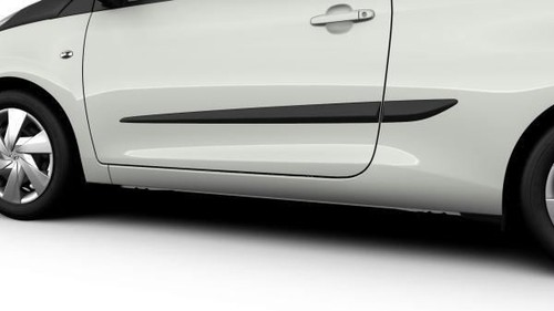 Genuine toyota aygo 2014 3 - aygo,