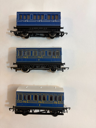 Hornby gauge x blue - hornby,