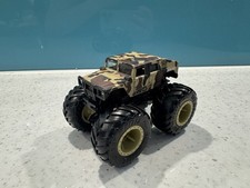 Hot Wheels Monster Jam Humvee Tank Monster Truck 1:64