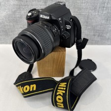 Nikon D40x Camera 10.2MP DSLR with 18-55mm Lens & new battery - Tested & Working