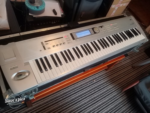 Korg triton key - 76,