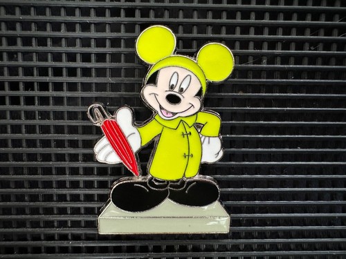 Disney trading pin - trading,